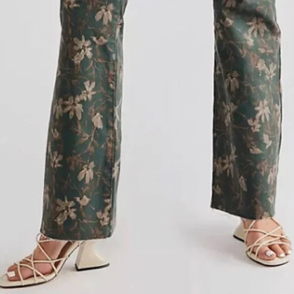 Free People We the Free green floral CRVY 2nd Ave One Piece jumpsuit jumper sz14 - Picture 3 of 8